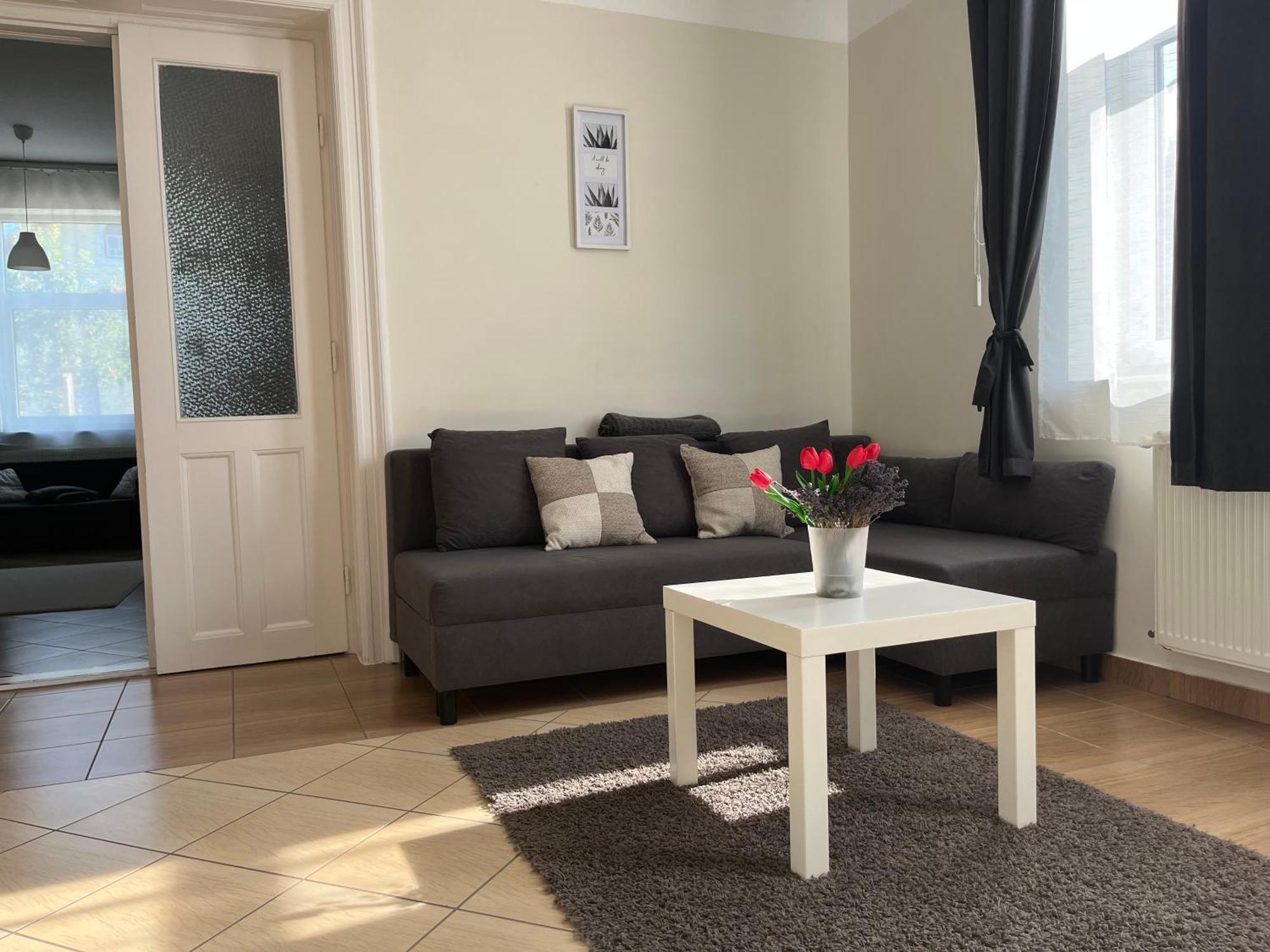 Idill Apartmanhaz B&B Tiszafured Exterior photo